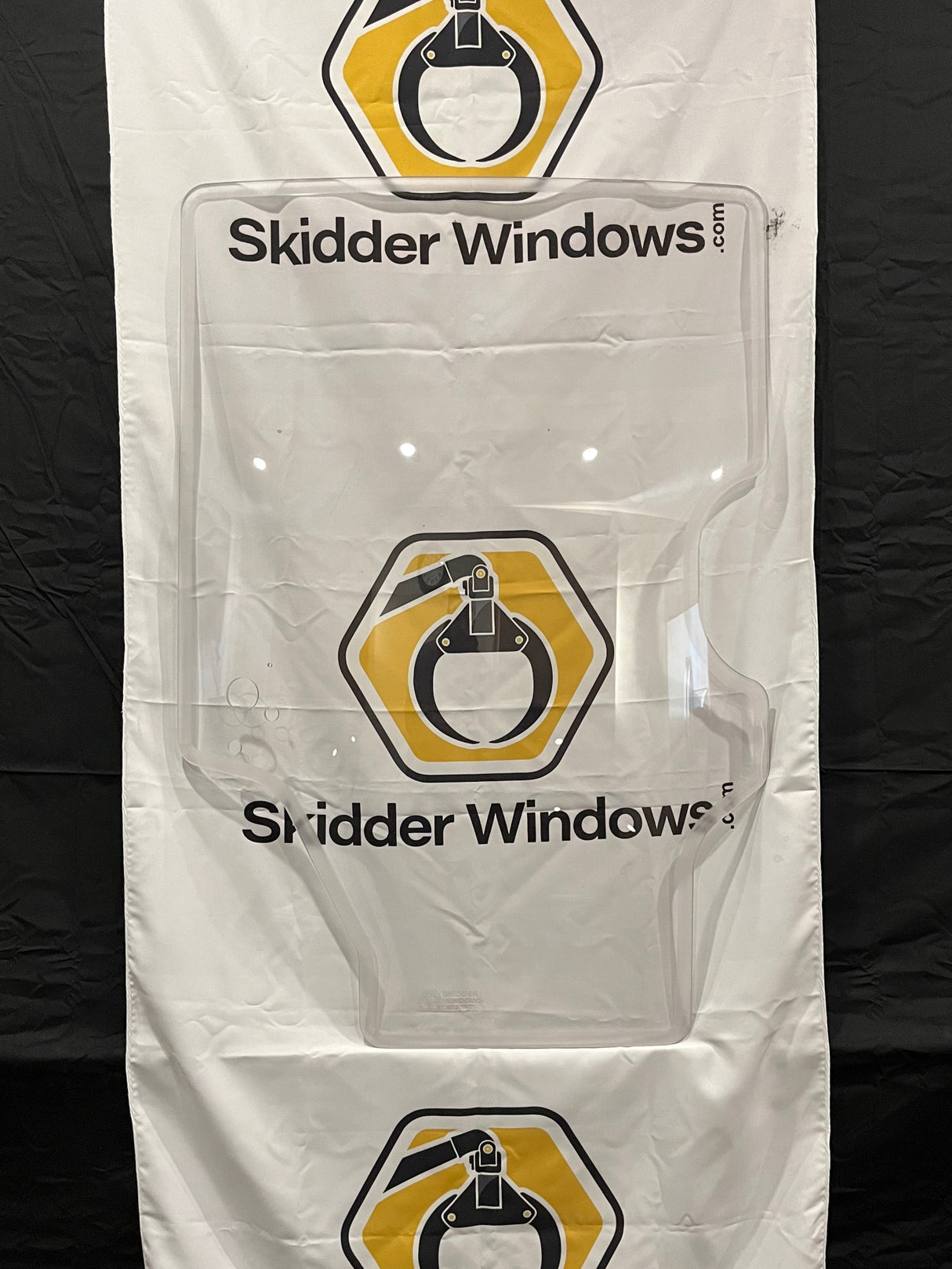 New Holland Deluxe Series Skid Steer polycarbonate door