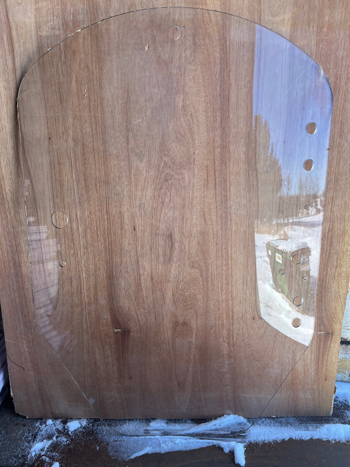 Discounted windows (damaged, scratched, returned)