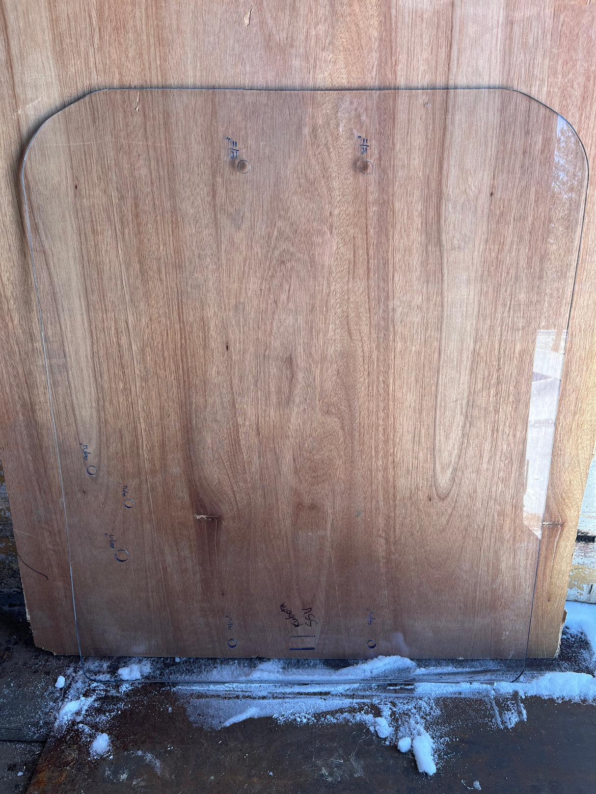 Discounted windows (damaged, scratched, returned)