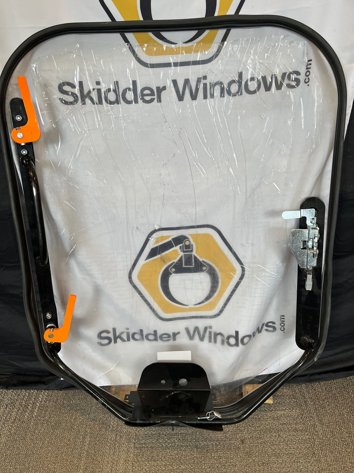 Discounted windows (damaged, scratched, returned)