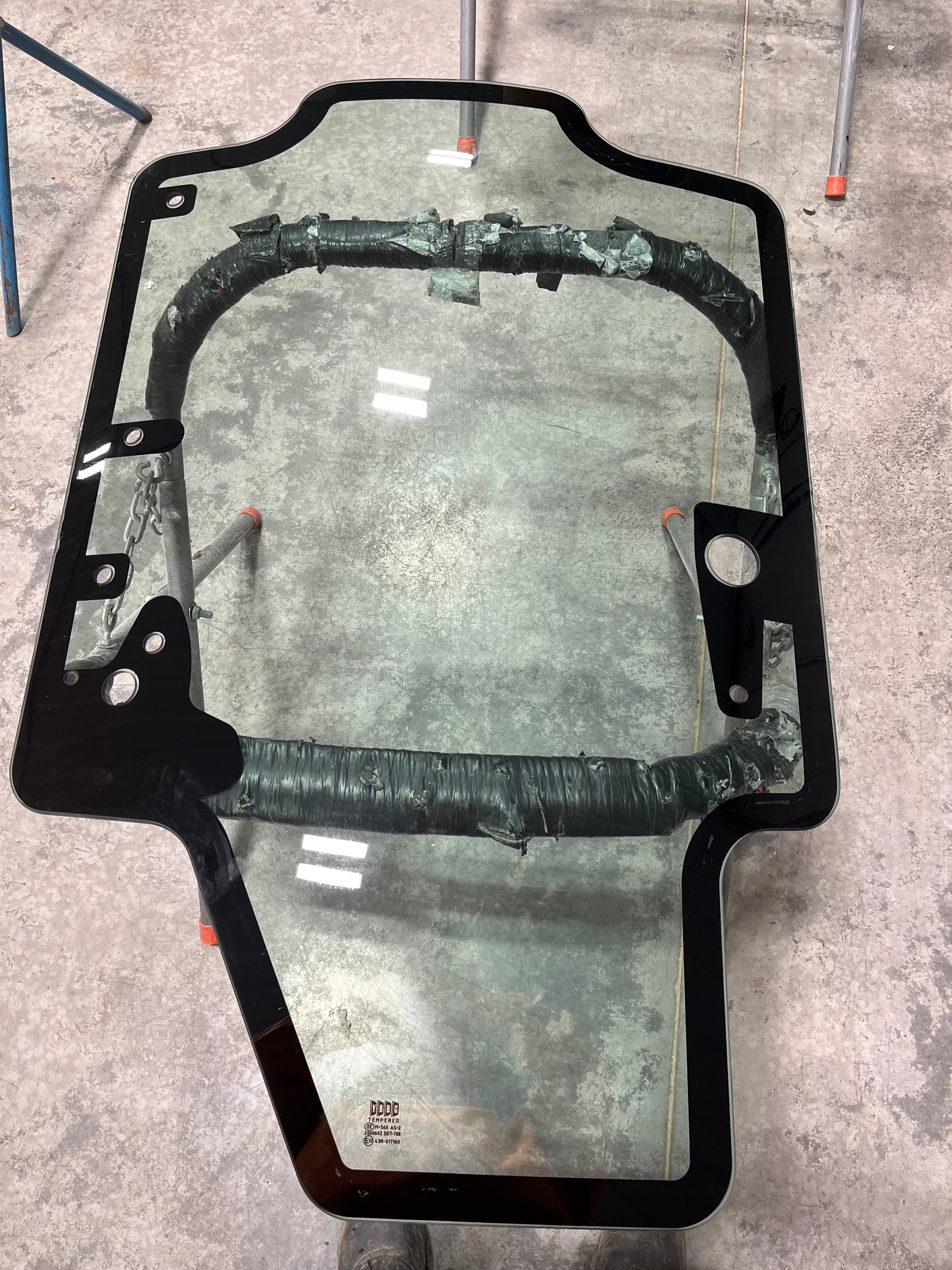 New Holland L Series/ C Series Tempered Glass – Skidder Windows