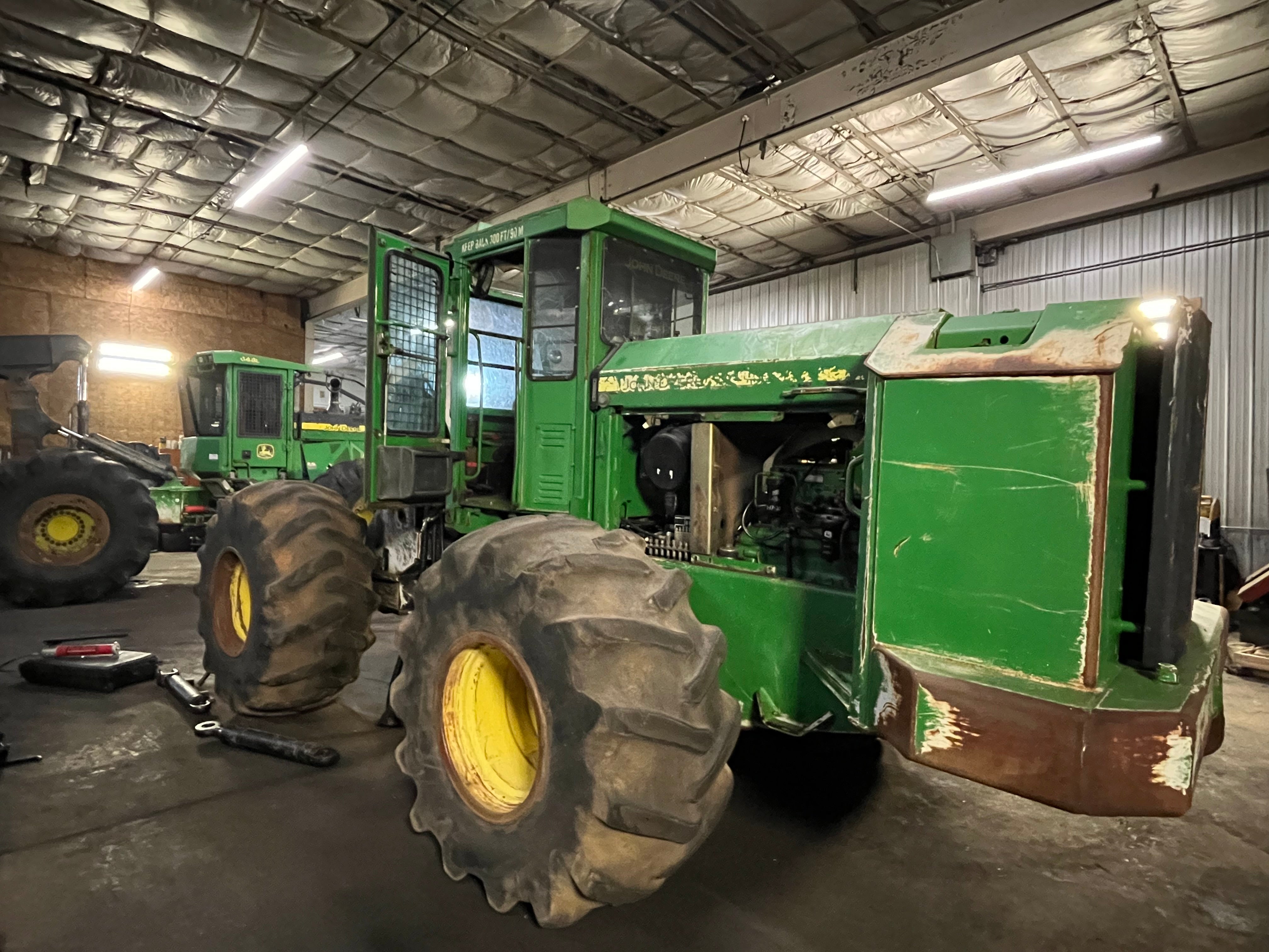 John Deere 643K/ J - 843K/ J Polycarbonate Windows – Skidder Windows